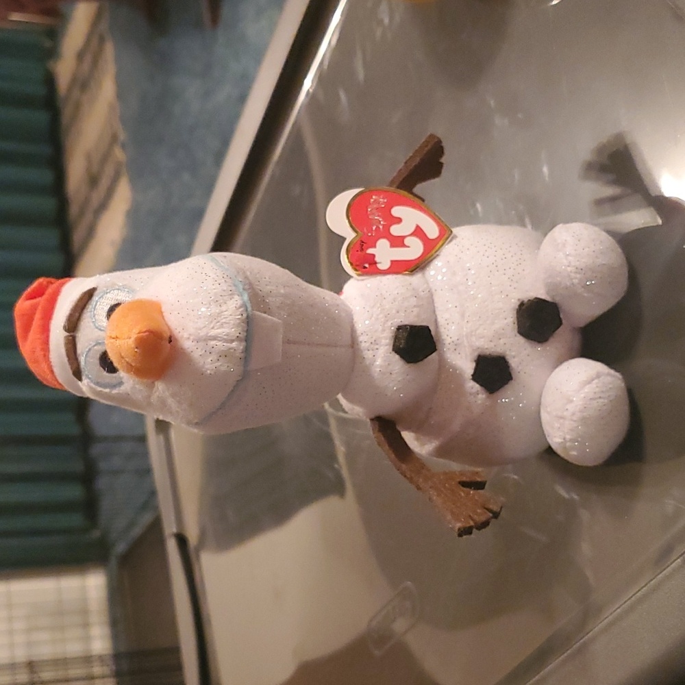 Santa Olaf - stuffed Animal